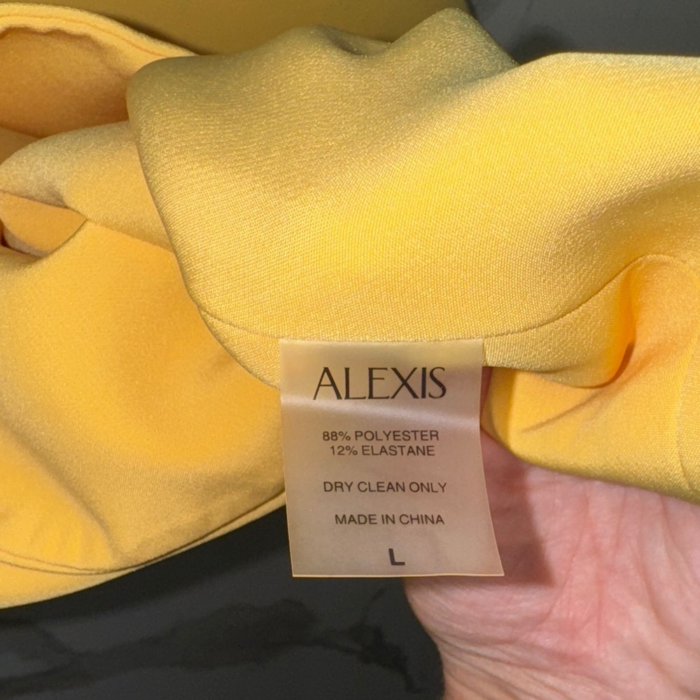 Alexis NWT Vango Yellow Mini Dress with Gold Accents - Picture 10 of 13